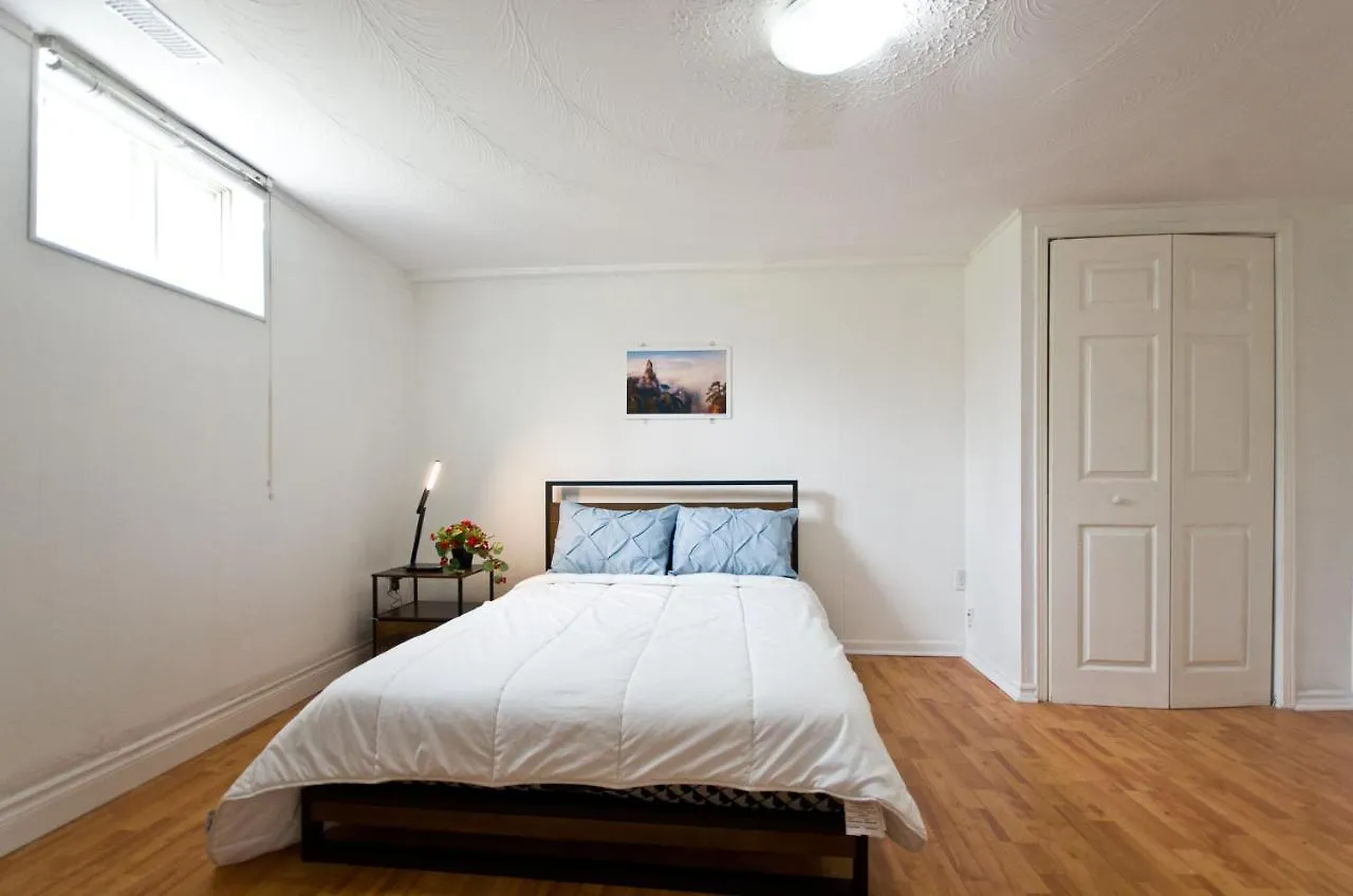 2 Bedroom Apartment Toronto